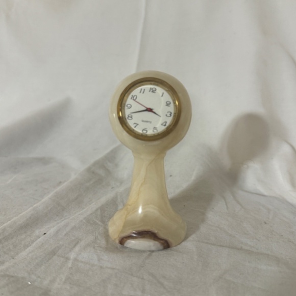 Unbranded Vintage White Onyx Marble Table Desktop Clock - Picture 8 of 8